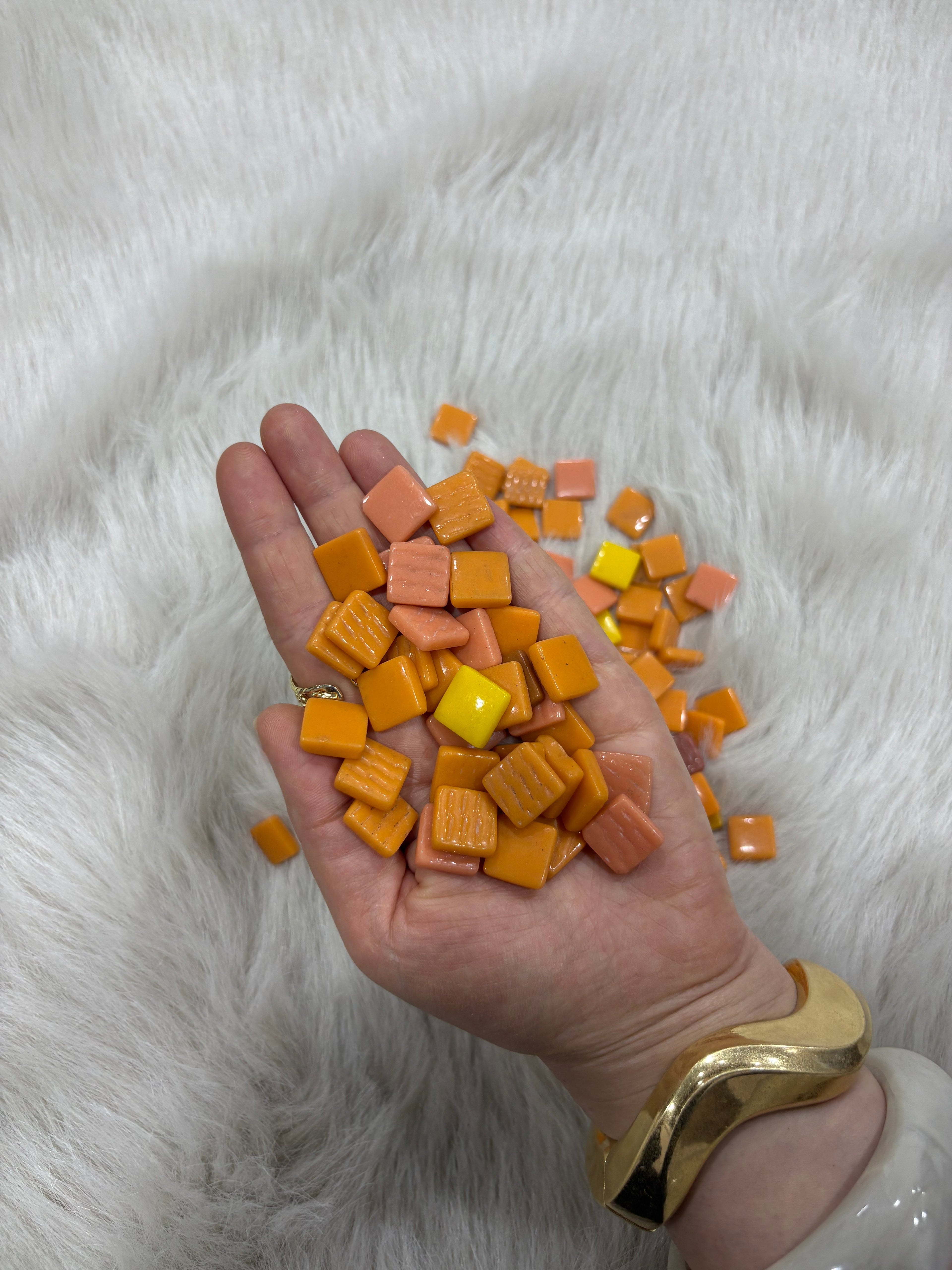 MX-03 Turunç Mix Tonlar Sanatsal Mozaik 15x15mm KARSAN MOZAİK