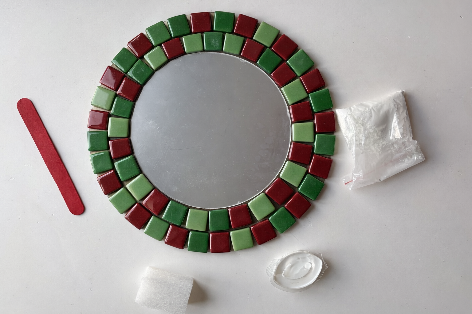 28x28cm Yuvarlak Pleksi Aynalı Yetişkin Set (Başlangıç Seviye)Yeşil-Kırmızı
