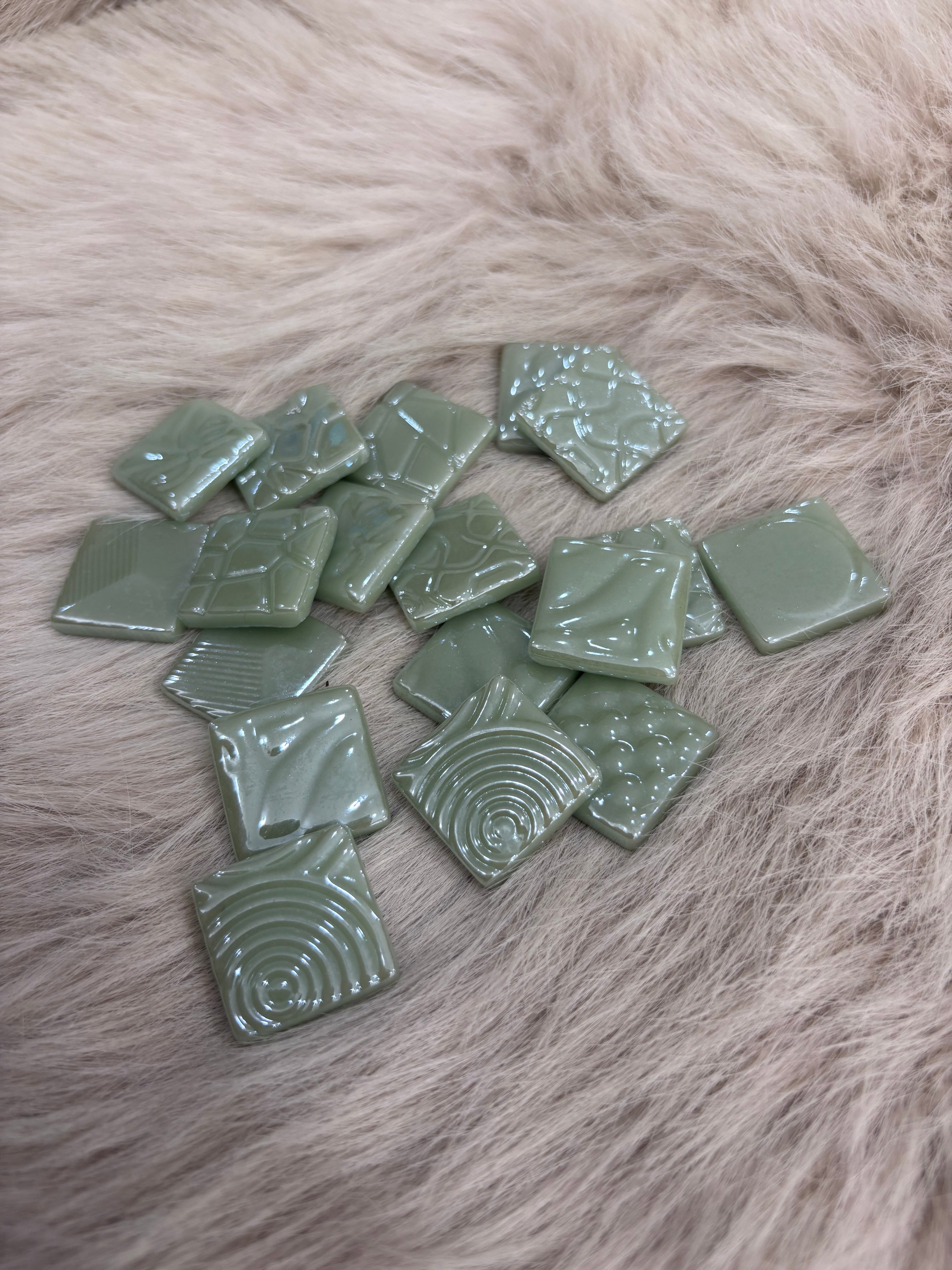 Sanatsal Dokulu Mozaik DC-07 25x25mm Açık Yeşil
