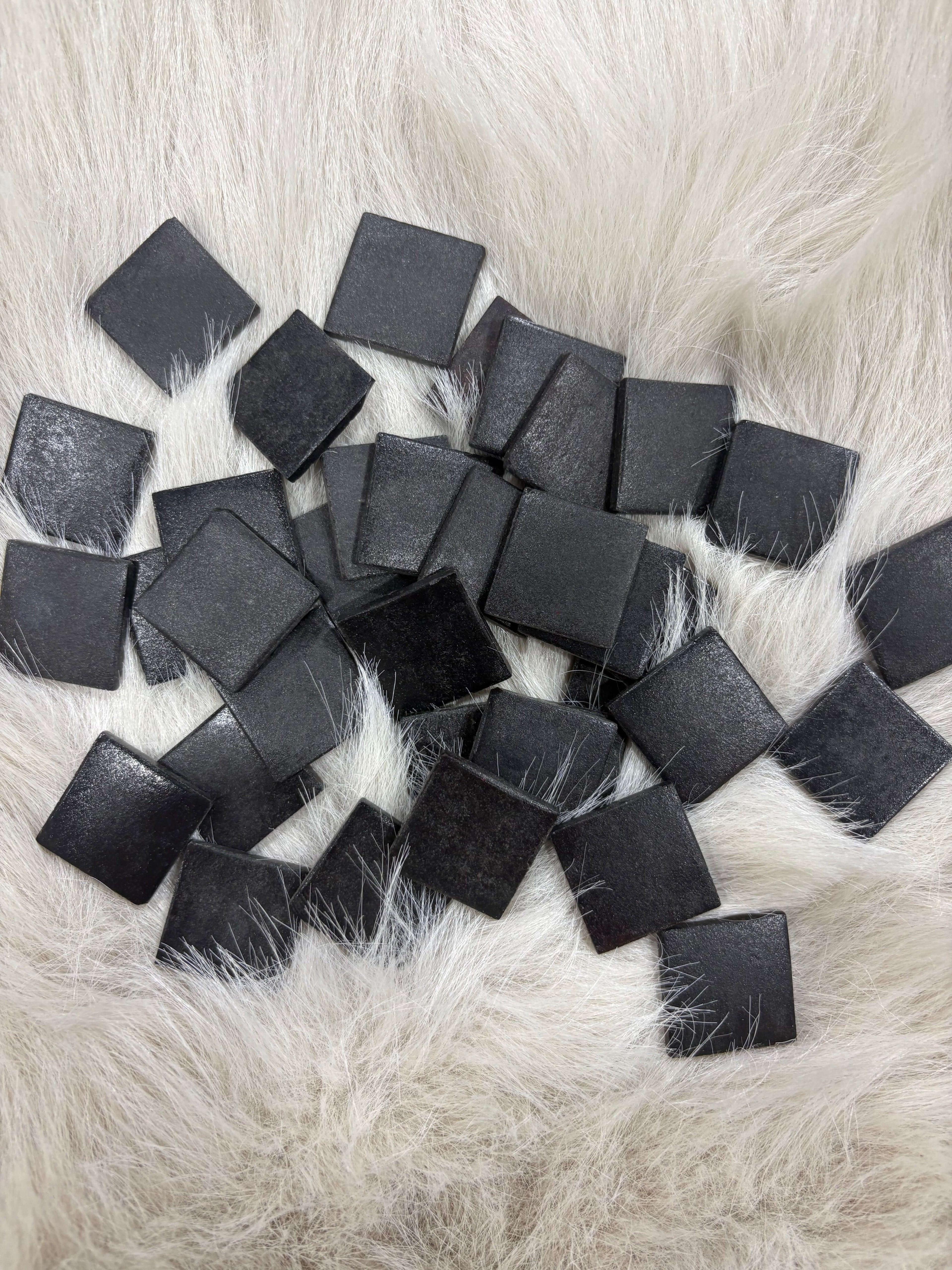 MT-01 Mat Siyah Sanatsal Mozaik 25x25mm KARSAN MOZAİK