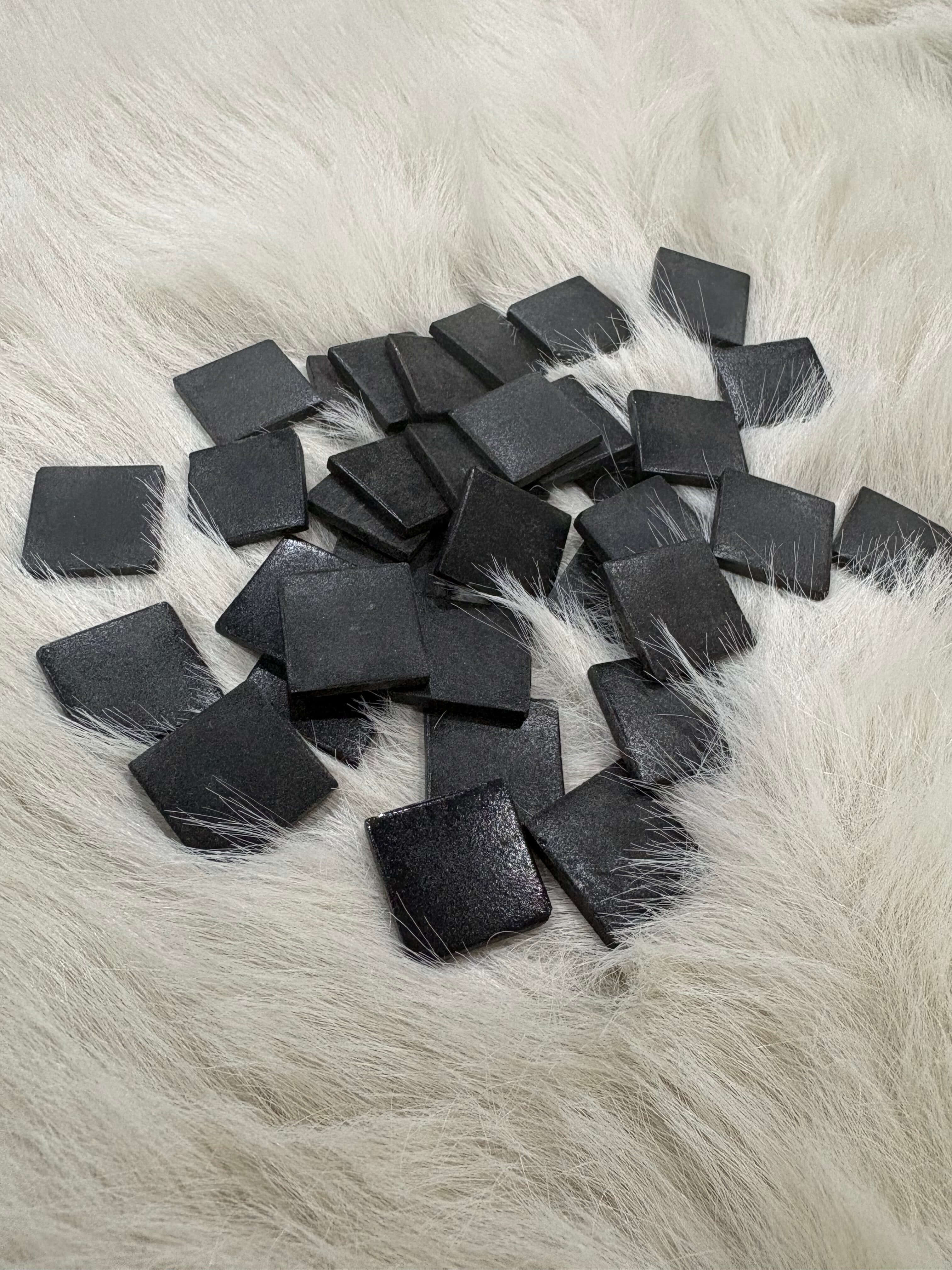 MT-01 Mat Siyah Sanatsal Mozaik 25x25mm KARSAN MOZAİK