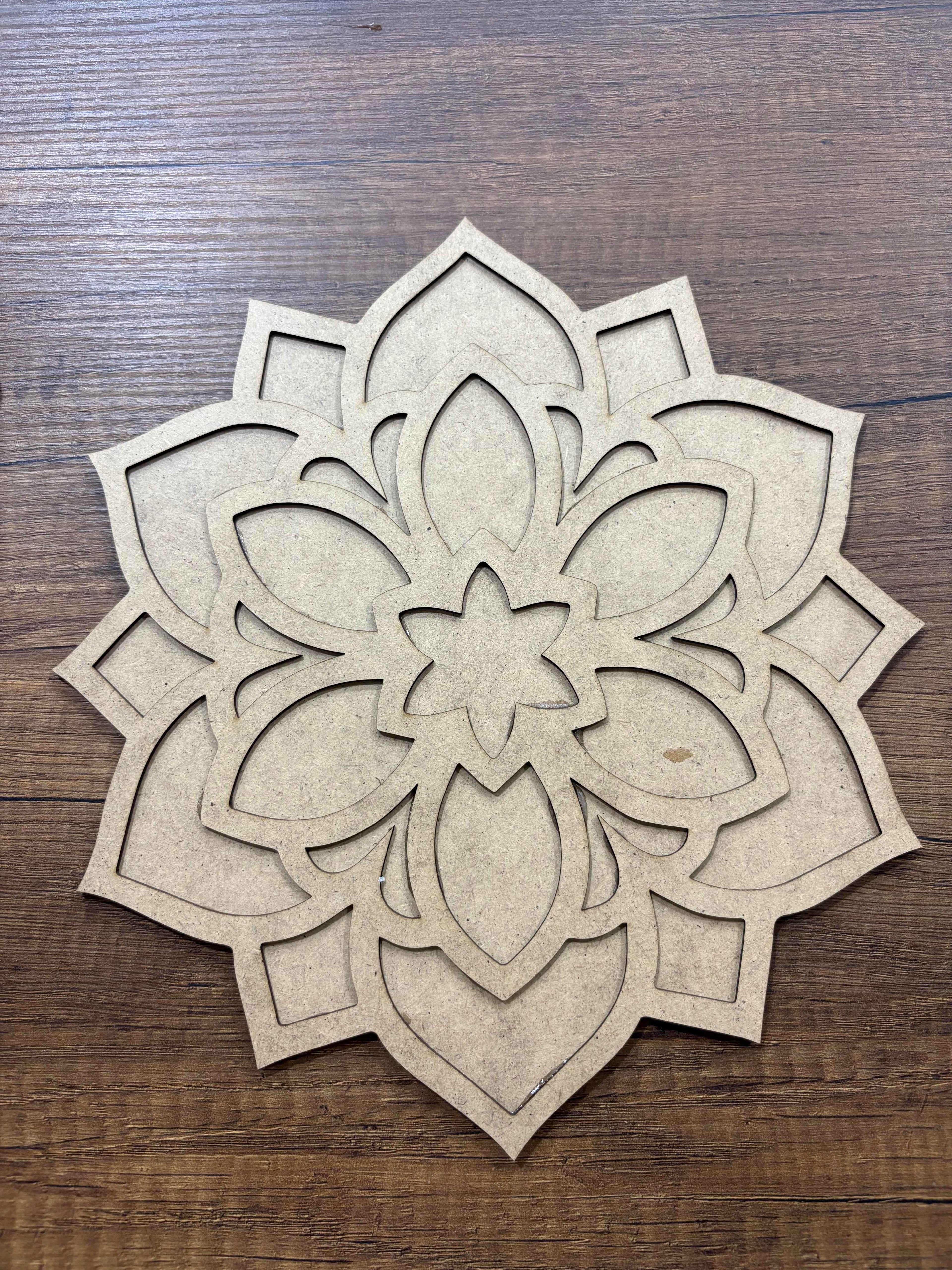 25,5x27,5cm Rangoli Form Ham Ahşap