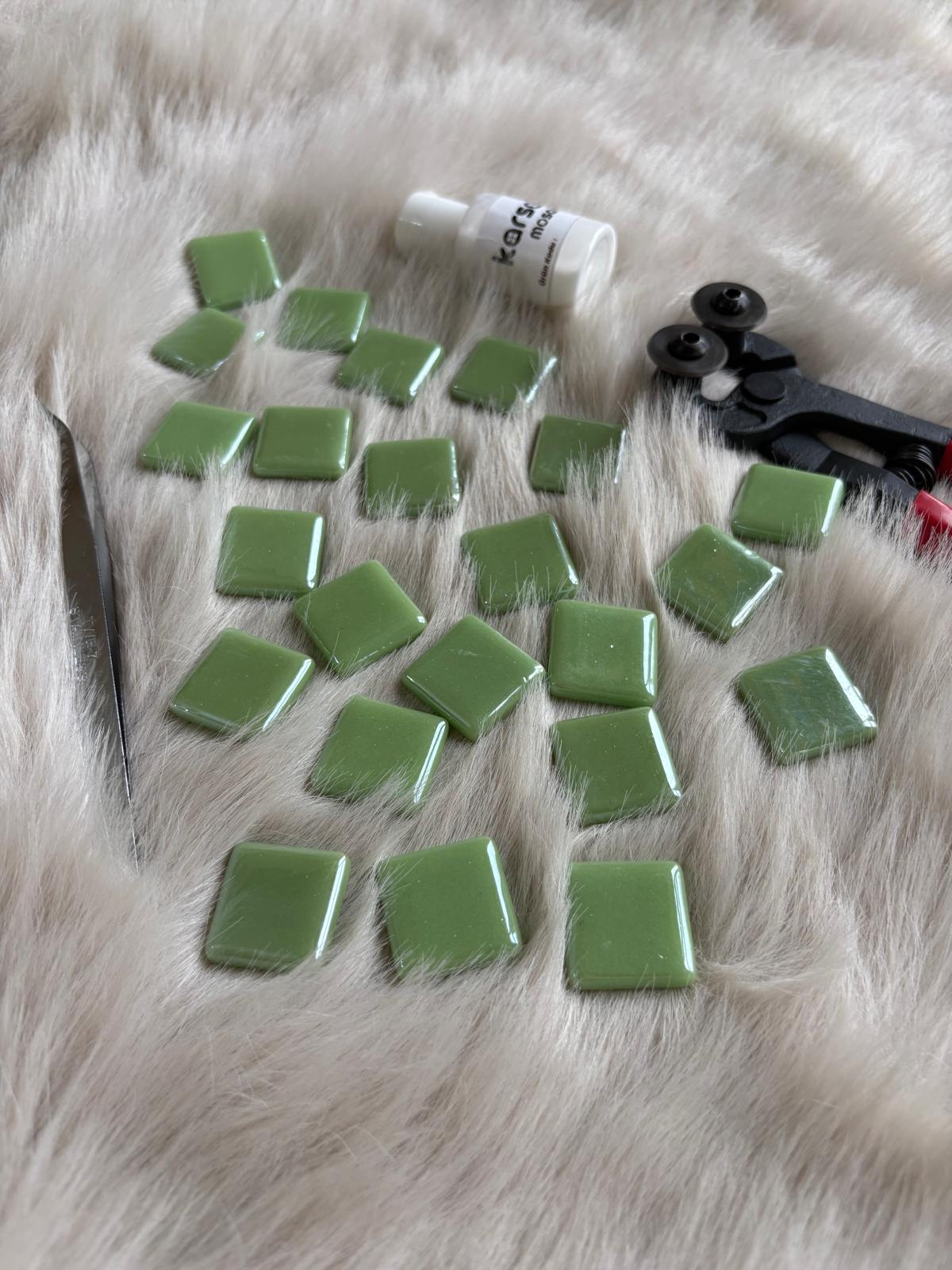 bm-19-acik-yesil-mozaik