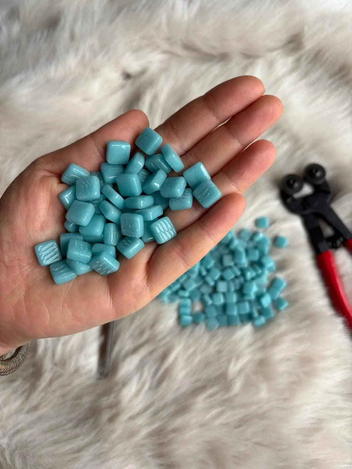 CM-27 Açık Turkuaz Sanatsal Mozaik 10x10mm - KARSAN MOZAİK