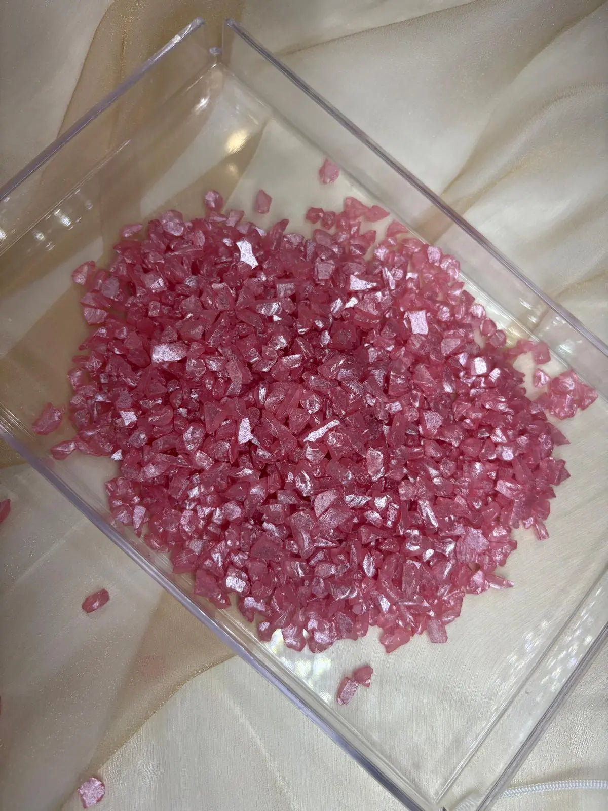 seker-pembe-cam-kirigi
